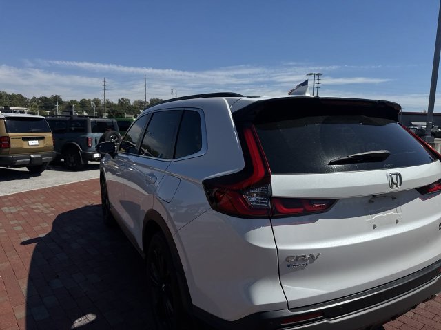 Used 2023 Honda CR-V Sport Touring image 8