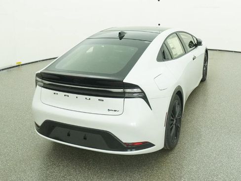 New 2026 Toyota Prius Plug-In Hybrid image 35