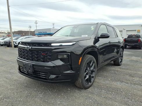 New 2026 Chevrolet Traverse RS w/ LPO, Floor Liner Package image 3