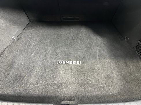 Used 2023 Genesis G70 2.0T w/ Sport Prestige Package image 30