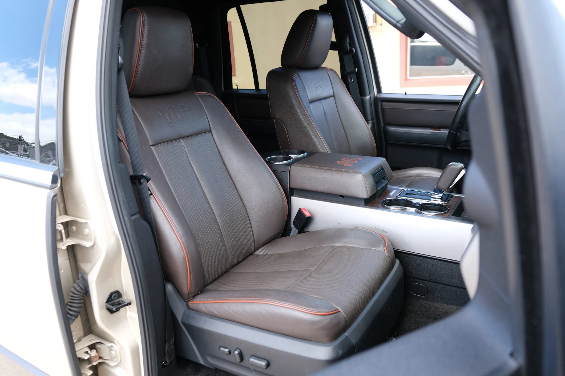 Used 2017 Ford Expedition EL King Ranch AWD/4WD image 11
