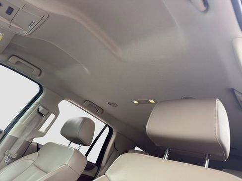 Used 2015 Chevrolet Tahoe LT w/ Luxury Package AWD/4WD image 28
