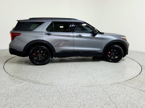 Used 2022 Ford Explorer ST w/ Equipment Group 401A image 5