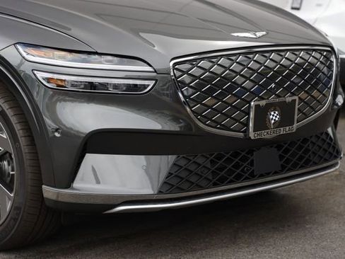 New 2025 Genesis Electrified GV70 Advanced w/ Prestige Package image 3