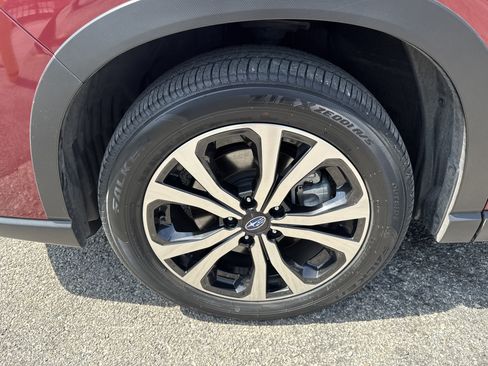 Certified 2024 Subaru Forester Limited AWD/4WD image 9
