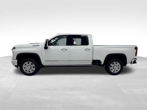 Certified 2025 Chevrolet Silverado 2500 High Country w/ Technology Package image 3
