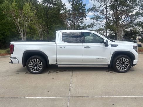 Certified 2023 GMC Sierra 1500 Denali Ultimate AWD/4WD image 11