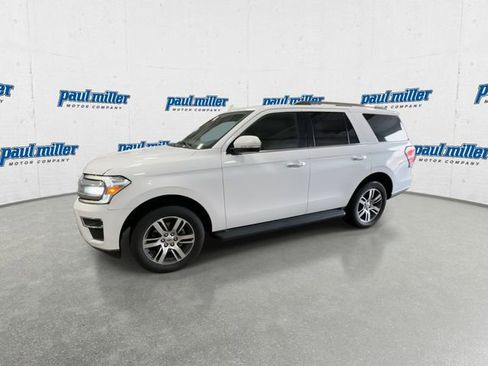 Used 2024 Ford Expedition Limited image 6