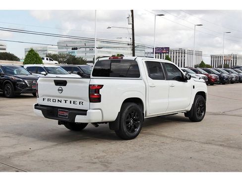 New 2026 Nissan Frontier SV w/ SV Convenience Package image 5