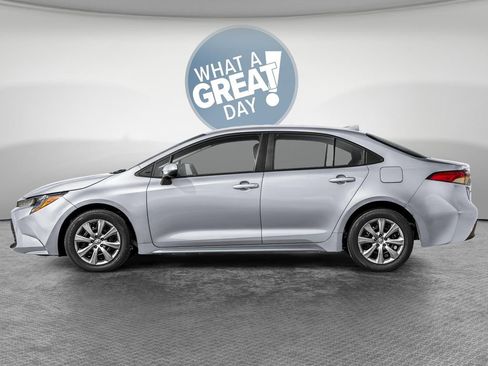 New 2025 Toyota Corolla LE w/ LE Premium Package image 3