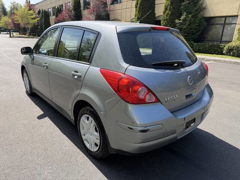 Used 2011 Nissan Versa 1.8 S w/ PWR Plus Pkg FWD image 8