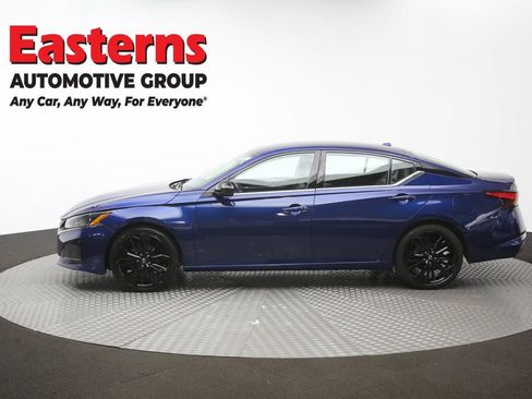 Used 2023 Nissan Altima 2.5 SR FWD image 58