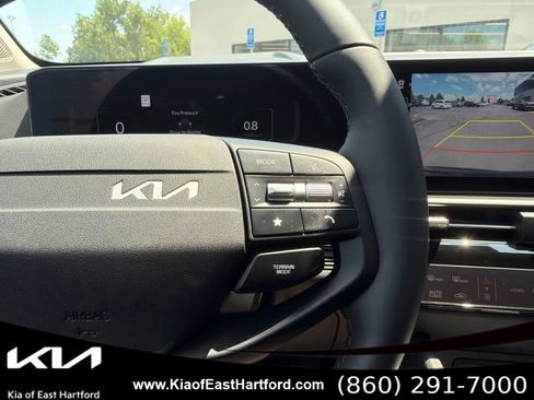 New 2026 Kia Sportage SX AWD/4WD image 33