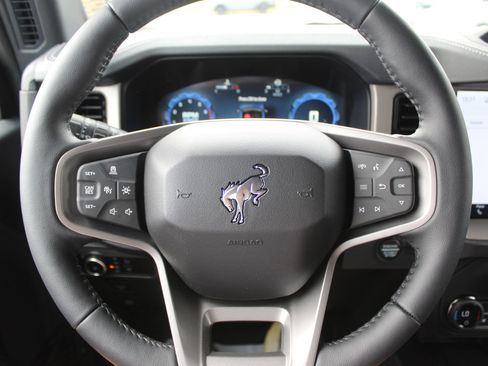 New 2026 Ford Bronco Outer Banks AWD/4WD image 24