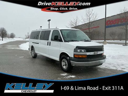 Used 2015 Chevrolet Express 3500 LT w/ LT Preferred Equipment Group image 1