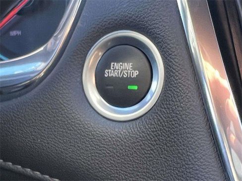 Certified 2023 Chevrolet Traverse LT image 27