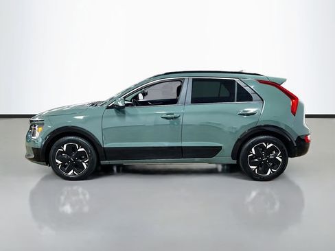 Certified 2025 Kia Niro Wind FWD image 4