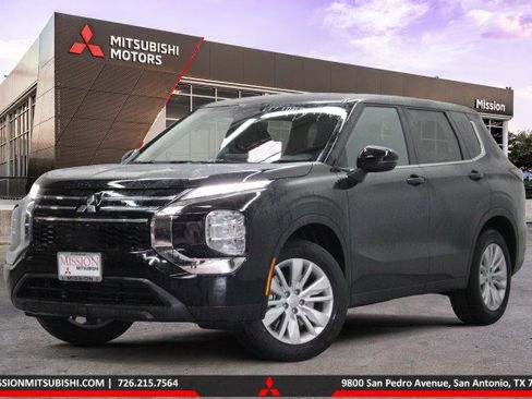 New 2026 Mitsubishi Outlander ES FWD image 1