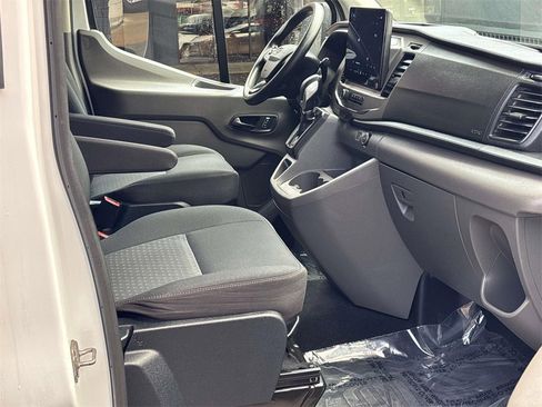 Used 2022 Ford Transit 350 XLT image 12