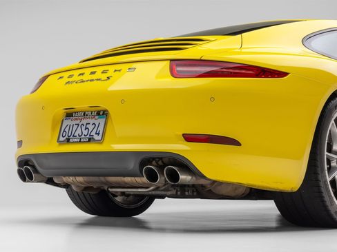 Used 2012 Porsche 911 Carrera S RWD image 25