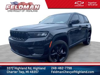 Used 2024 Jeep Grand Cherokee Altitude video 1