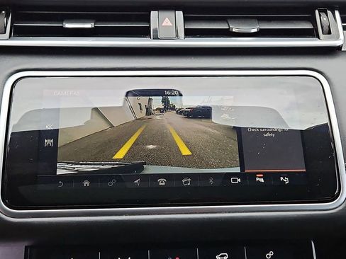 Used 2019 Land Rover Range Rover Velar R-Dynamic HSE image 15