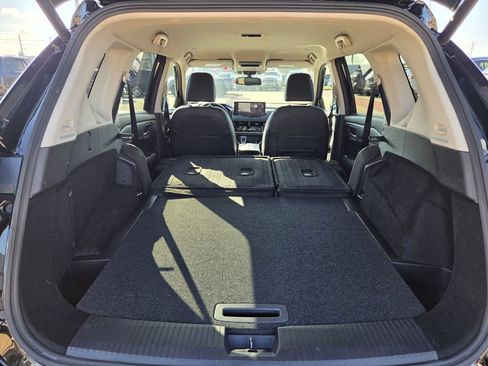 Used 2026 Nissan Rogue SL FWD image 29