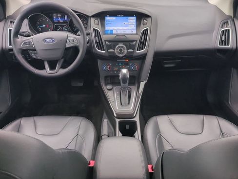 Used 2018 Ford Focus Titanium image 14