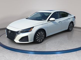 Used 2024 Nissan Altima 2.5 SV w/ SV Premium Package FWD video 1