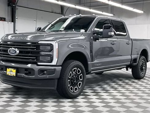 Used 2026 Ford F250 Platinum AWD/4WD image 13