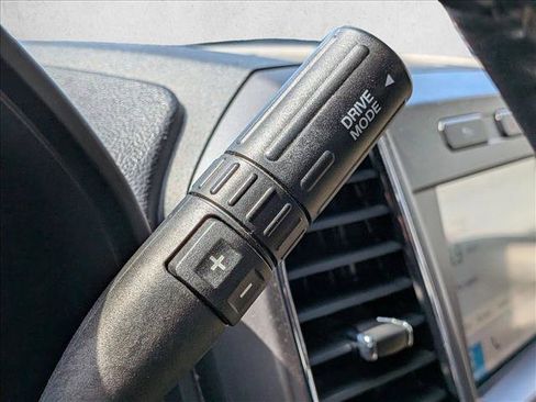 Used 2019 Ford F150 XLT w/ Equipment Group 302A Luxury AWD/4WD image 14
