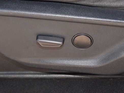 Used 2023 Ford F250 XLT w/ FX4 Off-Road Package AWD/4WD image 34