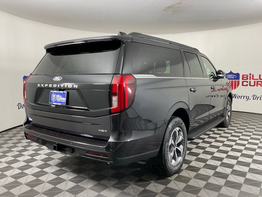 New 2027 Ford Expedition Max Active RWD image 3