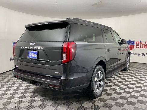 New 2027 Ford Expedition Max Active RWD image 3