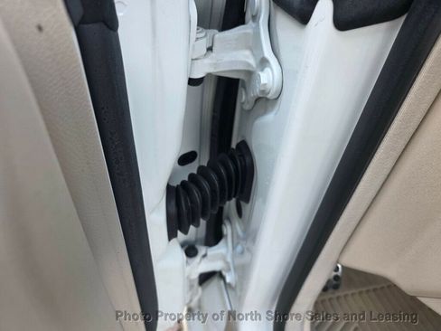 Used 2014 Mercedes-Benz E 350 Cabriolet image 64