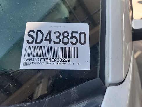 Used 2021 Ford Expedition XL RWD image 5