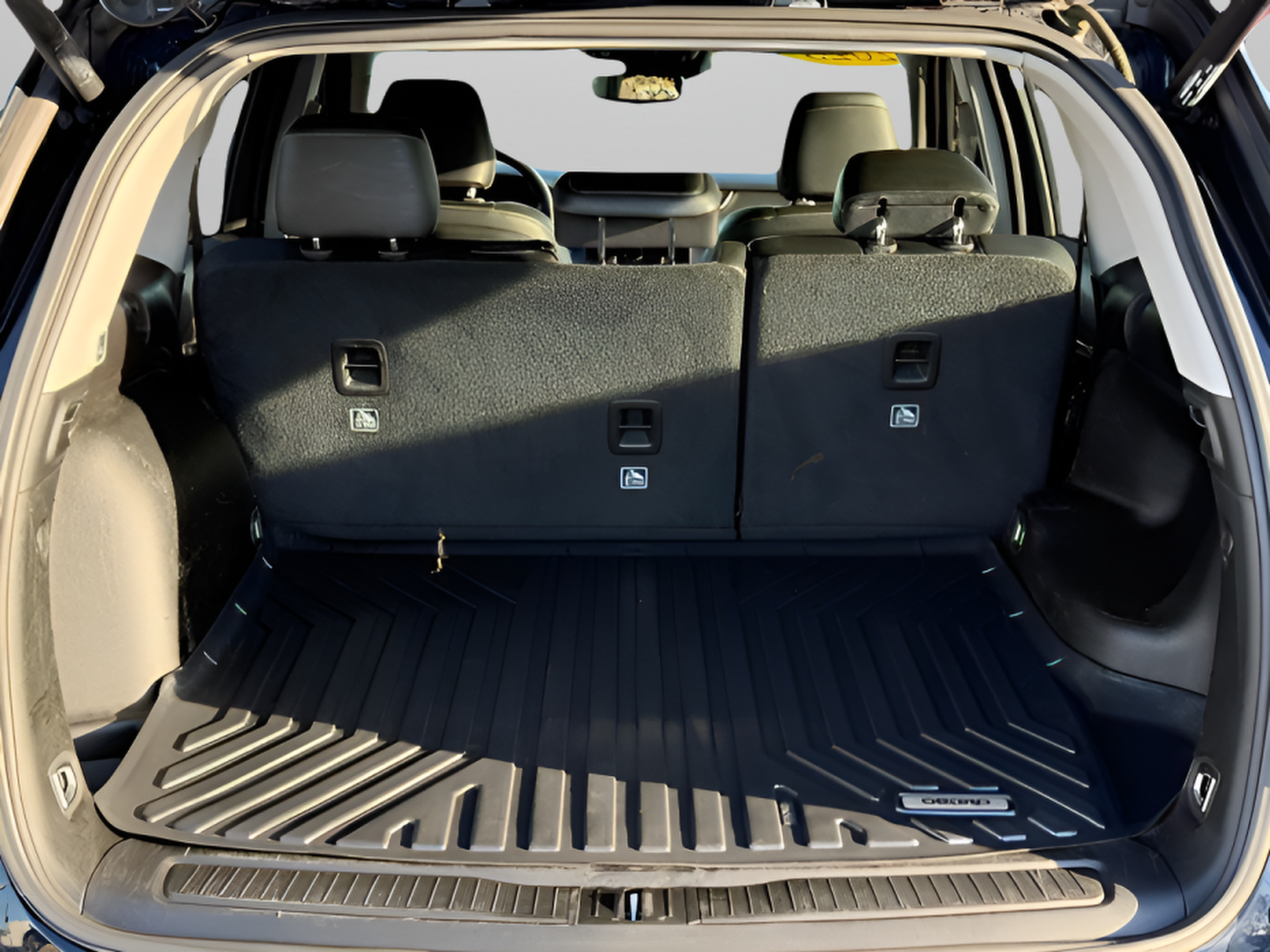 Used 2023 Jeep Grand Cherokee Limited AWD/4WD image 9