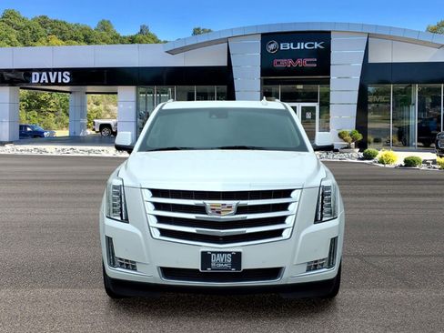 Used 2020 Cadillac Escalade Premium Luxury AWD/4WD image 2