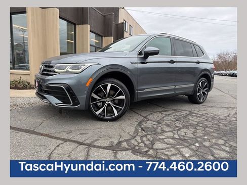 Used 2022 Volkswagen Tiguan SEL R-Line AWD/4WD image 1