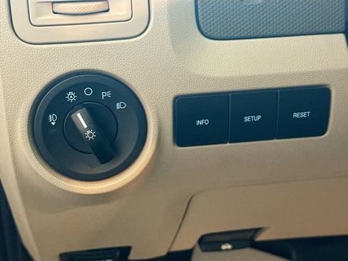 Used 2012 Ford Escape XLT FWD image 11