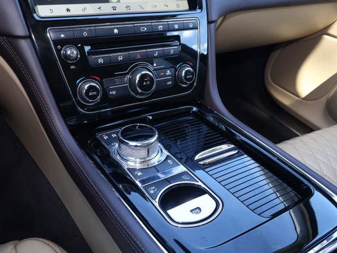Used 2018 Jaguar XJ L Portfolio AWD/4WD image 24