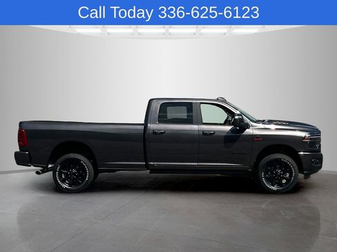 New 2025 RAM 2500 Laramie AWD/4WD image 6
