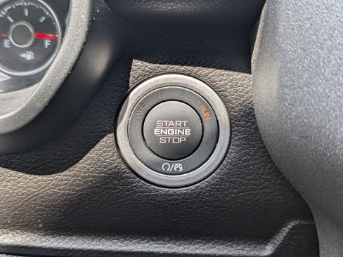 Used 2025 RAM 1500 Tradesman AWD/4WD image 31