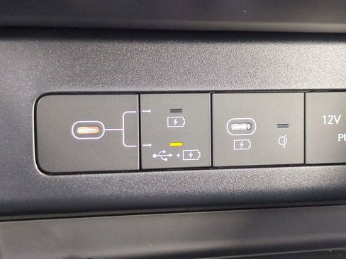 New 2025 Hyundai Sonata Limited image 23