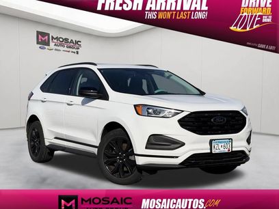 Used 2023 Ford Edge SE w/ Black Appearance Package