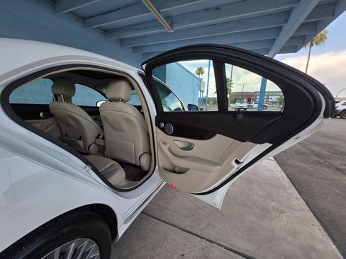 Used 2015 Mercedes-Benz C 300 4MATIC Sedan w/ Premium 1 Package image 17