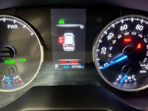 Used 2022 Toyota RAV4 XLE w/ Convenience Package AWD/4WD image 13