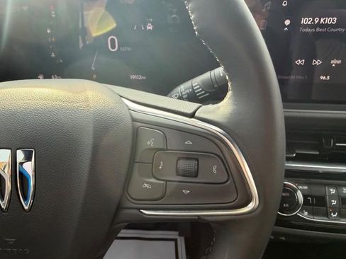 Used 2024 Buick Envista Sport Touring w/ Convenience I Package image 11