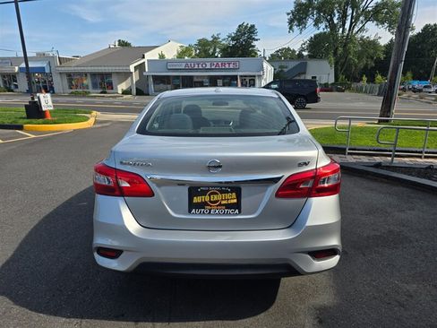 Used 2019 Nissan Sentra SV FWD image 19