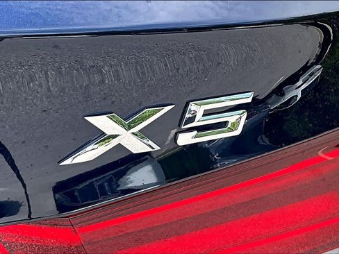 Used 2018 BMW X5 xDrive40e AWD/4WD image 9